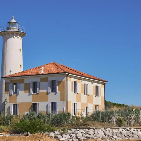 Elegant In A Quiet Area With Garden * Bibione Pineda